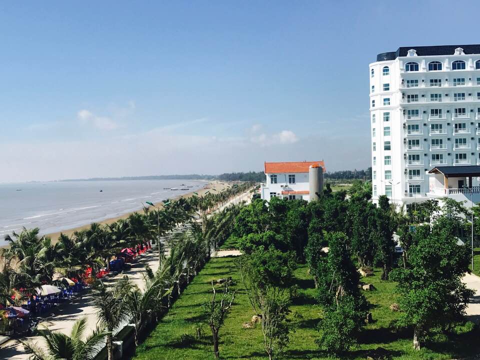 Sức hấp dẫn của khu du lịch biển Hải Tiến Thanh Hóa đối với du khách dịp hè